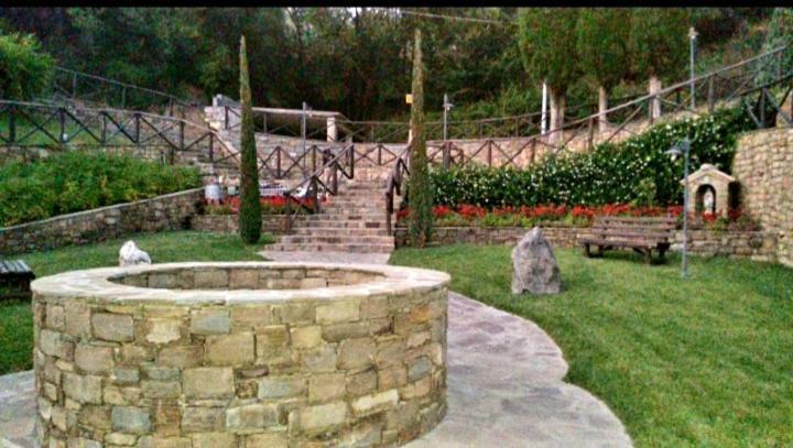 Tenuta Il Giardino Di Eros Albanella Exterior foto